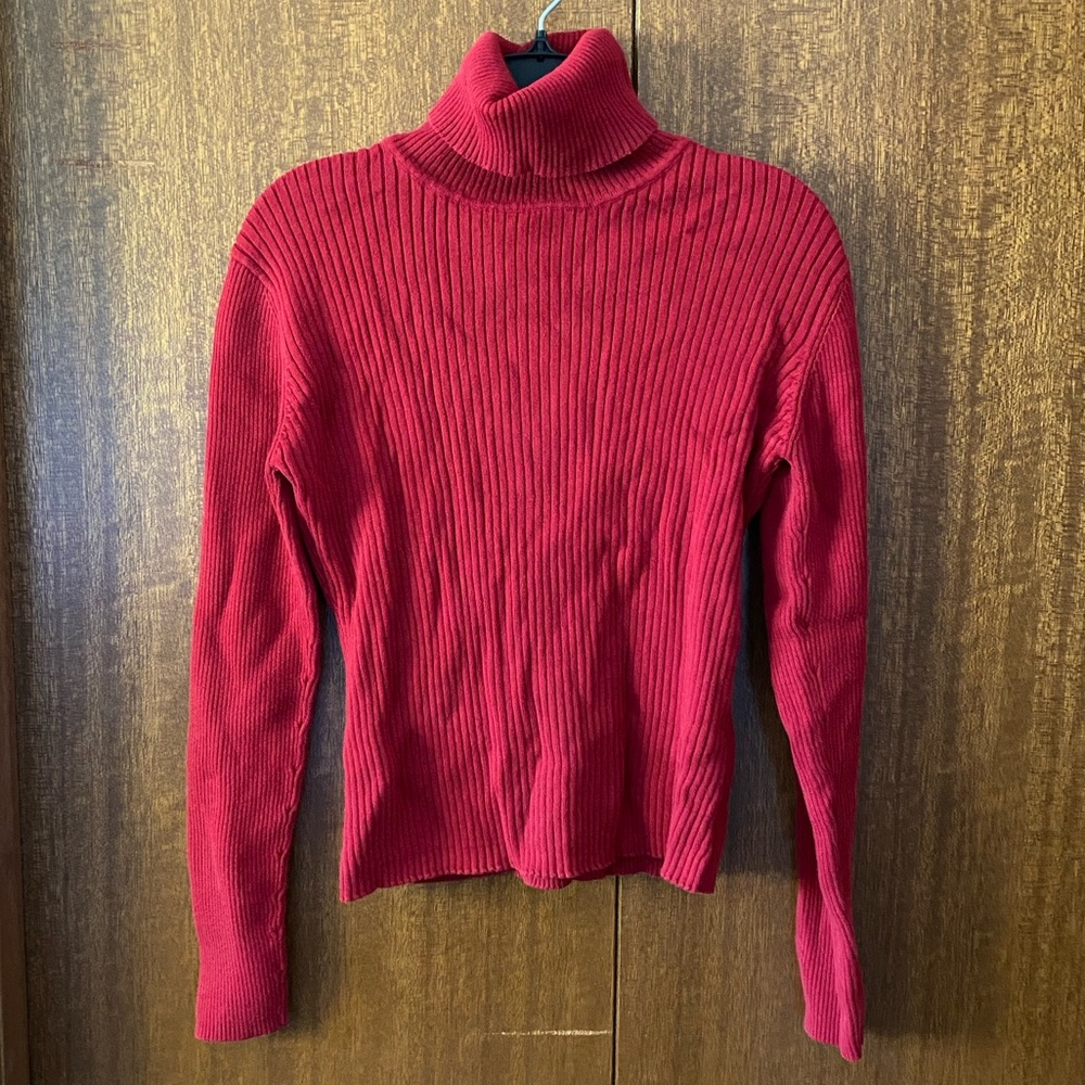 Vintage Global Mind Red Ribbed Turtleneck